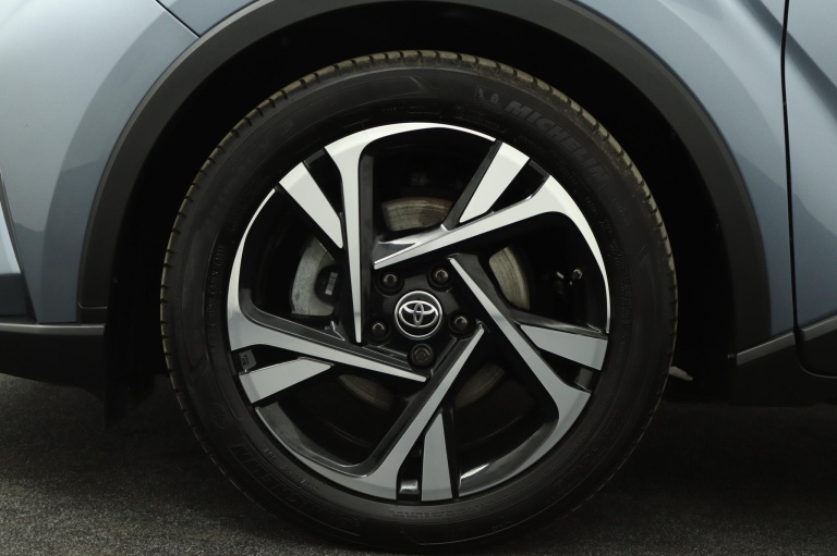 Toyota C-HR - 1.8 Hybrid Dynamic 38