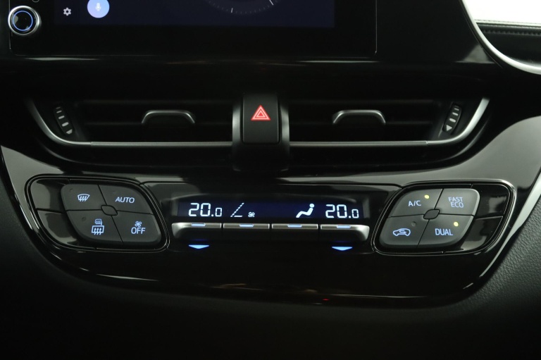 Toyota C-HR - 1.8 Hybrid Dynamic 7