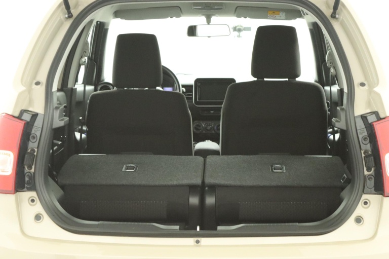 Suzuki Ignis - 1.2 Smart Hybrid Select 26