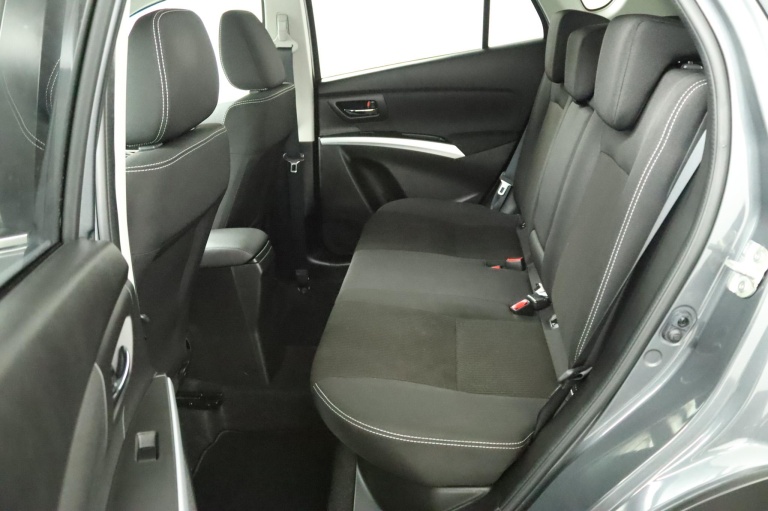 Suzuki S-Cross - 1.0 Boosterjet Exclusive 18