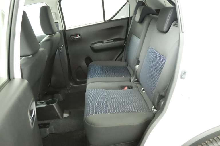 Suzuki Ignis - 1.2 Smart Hybrid Style 18