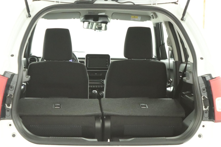 Suzuki Ignis - 1.2 Smart Hybrid Style 26