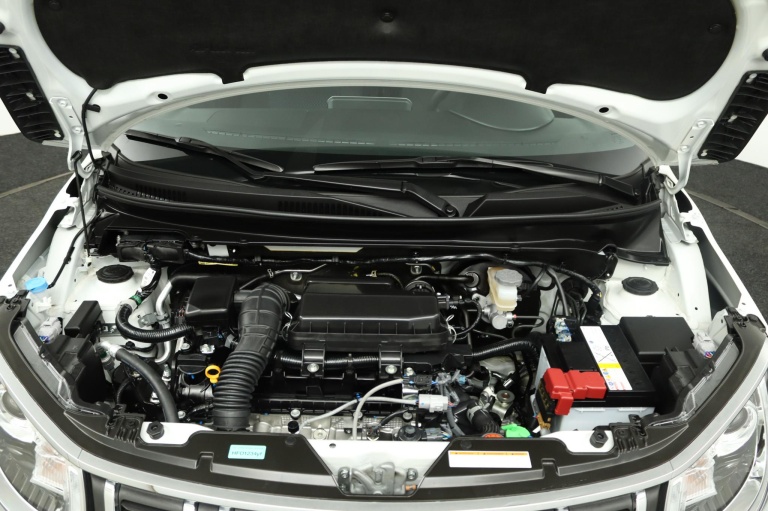 Suzuki Ignis - 1.2 Smart Hybrid Style 35