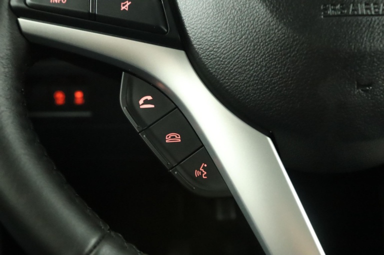 Suzuki Ignis - 1.2 Smart Hybrid Style 47