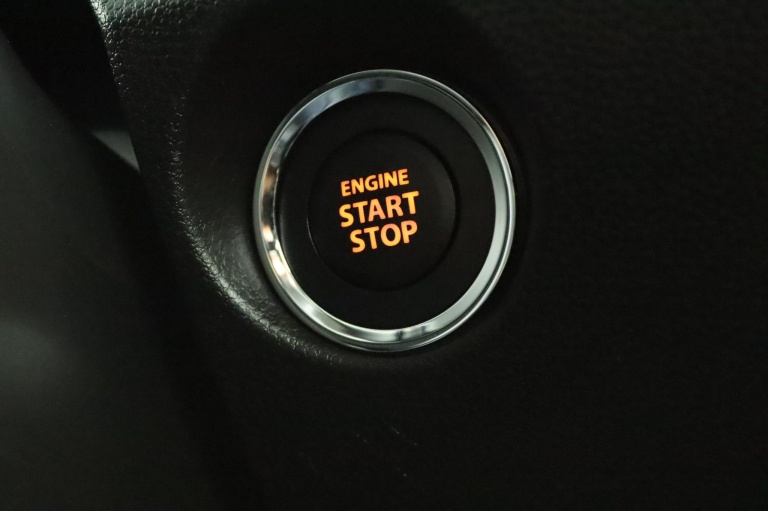 Suzuki Ignis - 1.2 Smart Hybrid Style 48