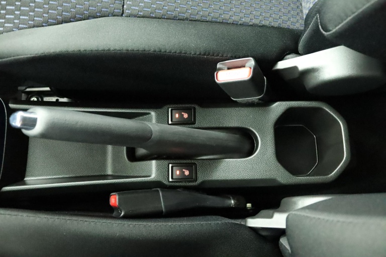 Suzuki Ignis - 1.2 Smart Hybrid Style 57