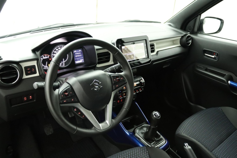 Suzuki Ignis - 1.2 Smart Hybrid Style 58