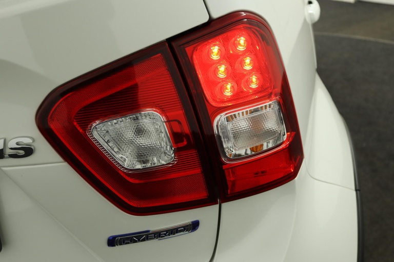 Suzuki Ignis - 1.2 Smart Hybrid Style 60