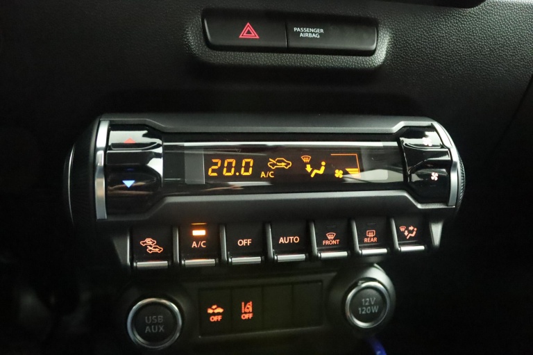 Suzuki Ignis - 1.2 Smart Hybrid Style 7