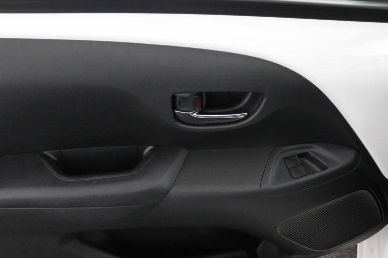 Toyota Aygo - 1.0 VVT-i x-play 30