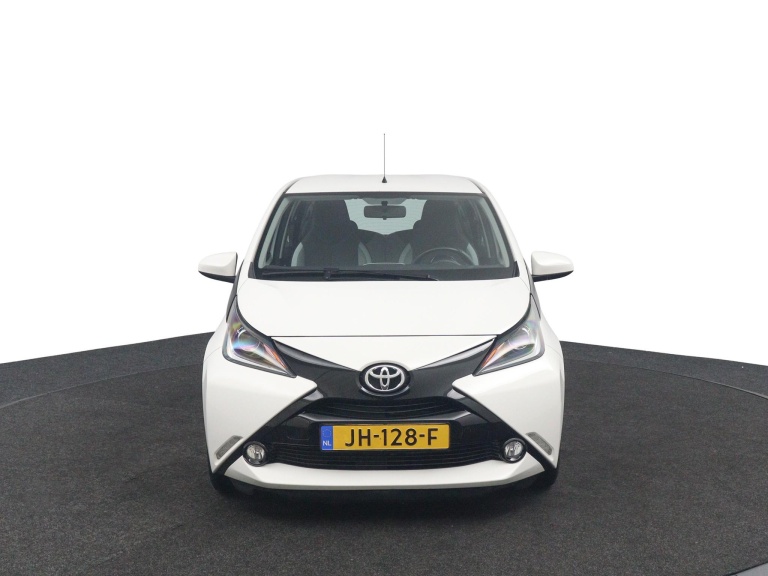 Toyota Aygo - 1.0 VVT-i x-play 7