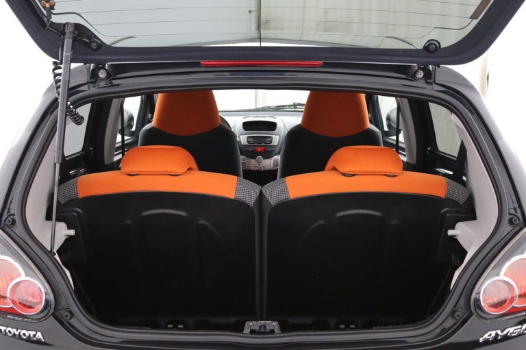 Toyota Aygo - 1.0 VVT-i Dynamic Orange 22