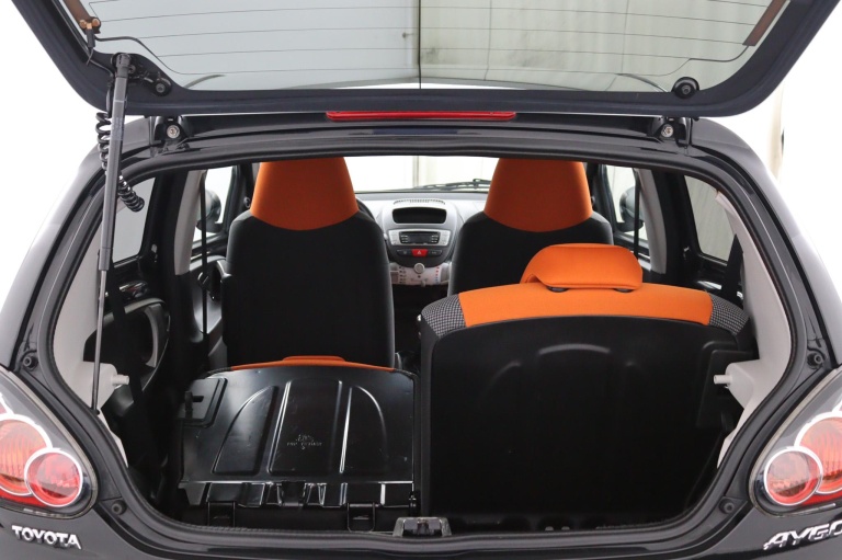 Toyota Aygo - 1.0 VVT-i Dynamic Orange 23