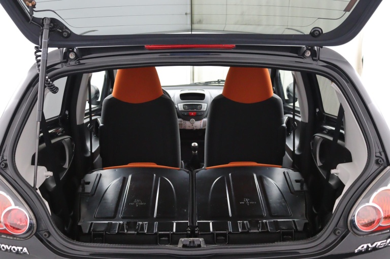 Toyota Aygo - 1.0 VVT-i Dynamic Orange 24