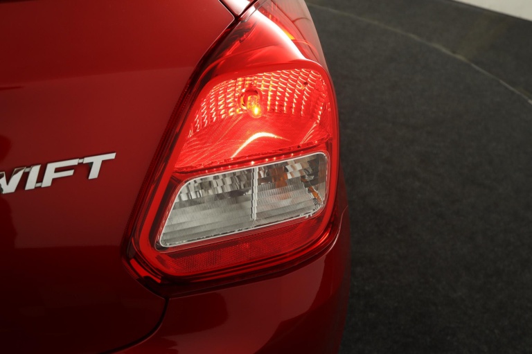 Suzuki Swift - 1.2 Comfort 56