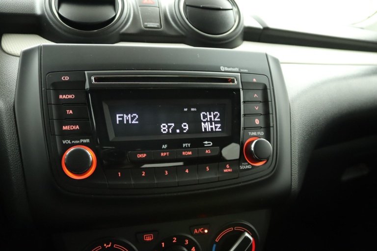 Suzuki Swift - 1.2 Comfort 7