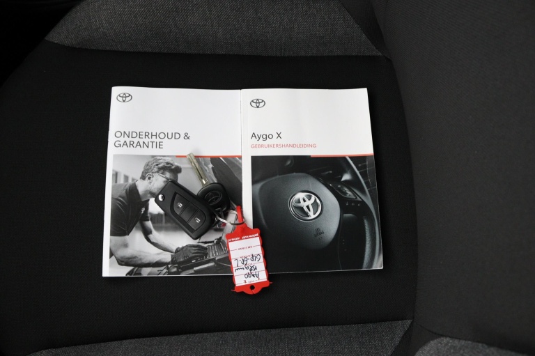 Toyota Aygo X - 1.0 VVT-i MT Play 11