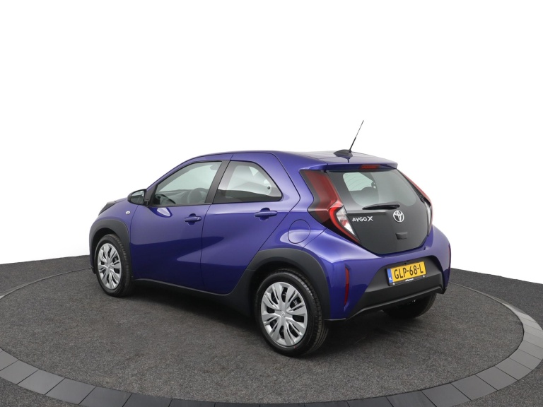 Toyota Aygo X - 1.0 VVT-i MT Play 12