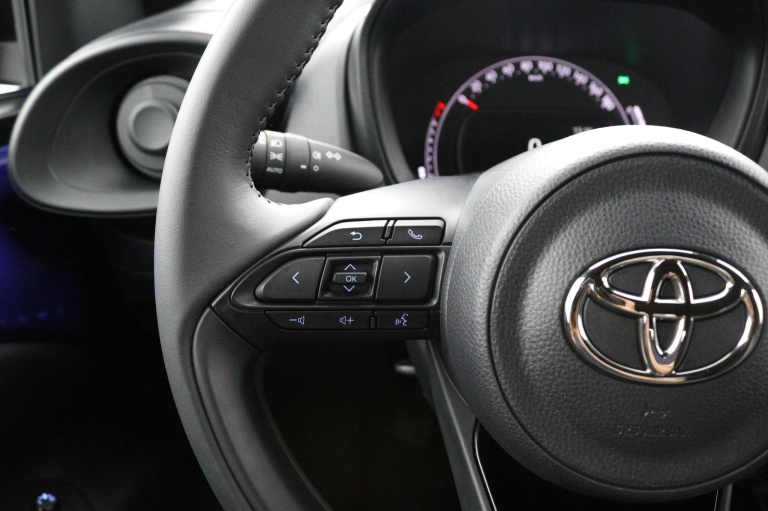 Toyota Aygo X - 1.0 VVT-i MT Play 19