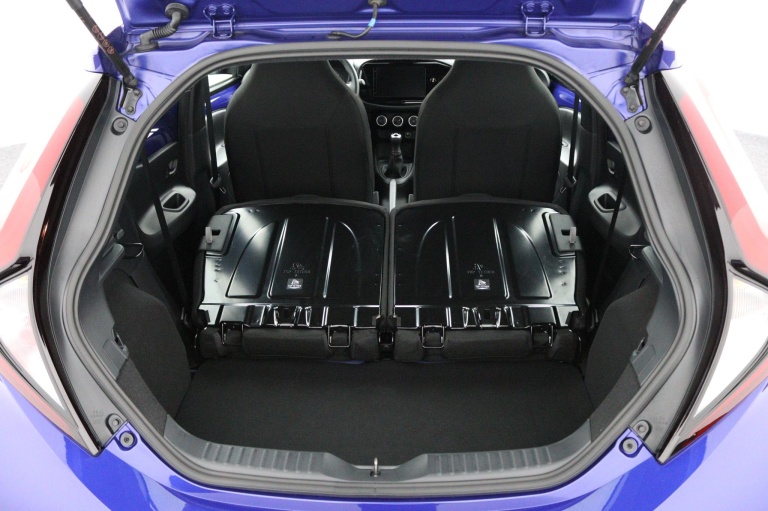 Toyota Aygo X - 1.0 VVT-i MT Play 26