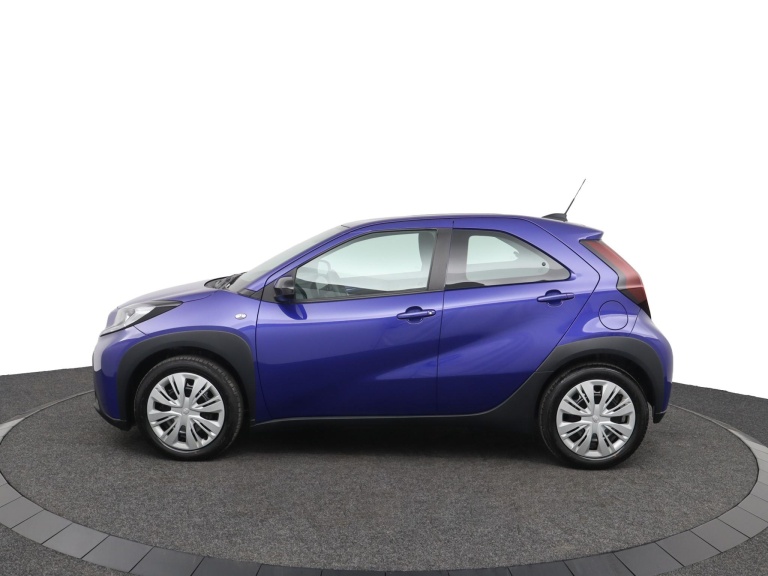 Toyota Aygo X - 1.0 VVT-i MT Play 3