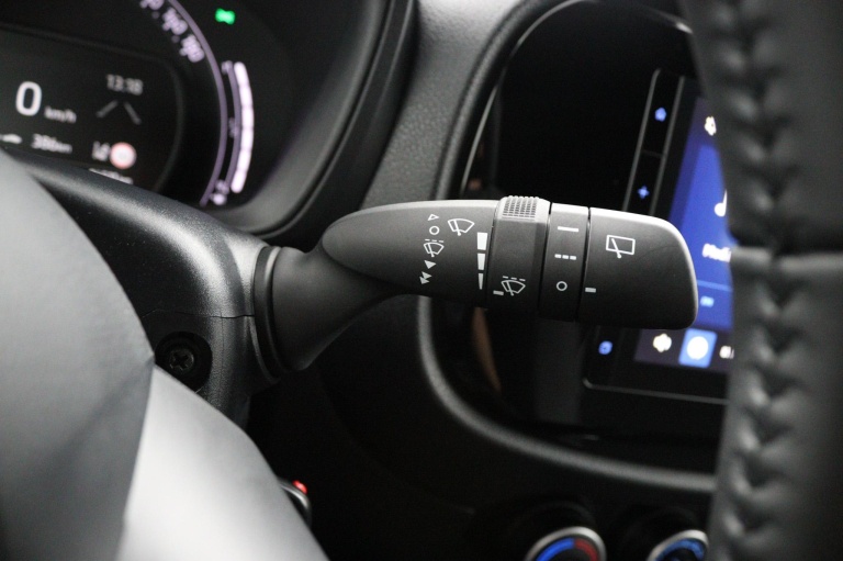 Toyota Aygo X - 1.0 VVT-i MT Play 34