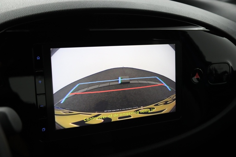 Toyota Aygo X - 1.0 VVT-i MT Play 9