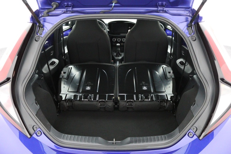 Toyota Aygo X - 1.0 VVT-i MT Play 26