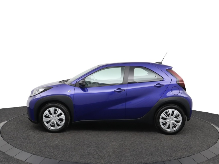 Toyota Aygo X - 1.0 VVT-i MT Play 3