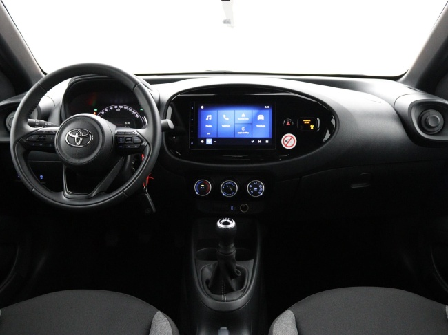 Toyota Aygo X - 1.0 VVT-i MT Play