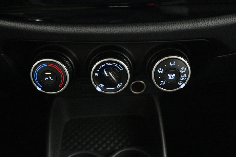 Toyota Aygo X - 1.0 VVT-i MT Play 7