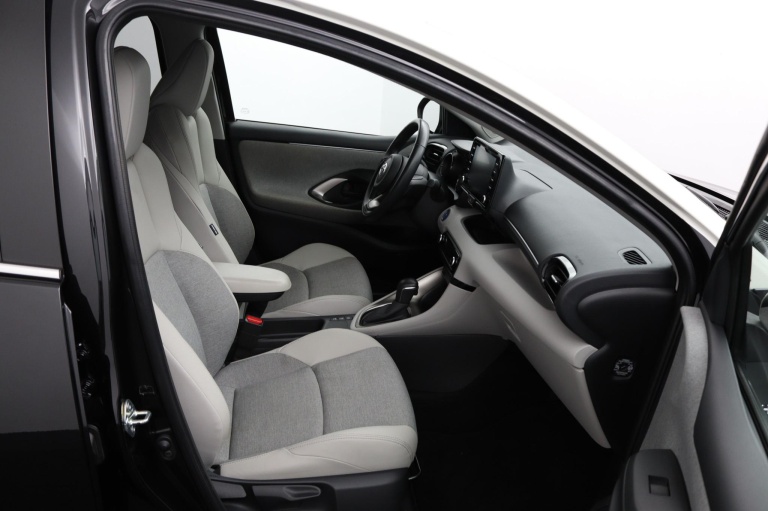 Toyota Yaris - 1.5 Hybrid 22