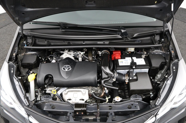 Toyota Yaris - 1.5 VVT-i Active 34