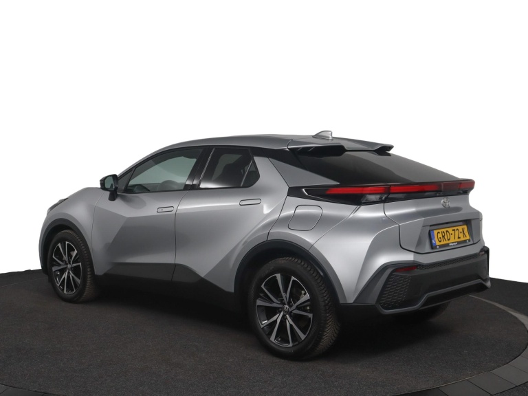Toyota C-HR - 1.8 Hybrid 140 Dynamic 12