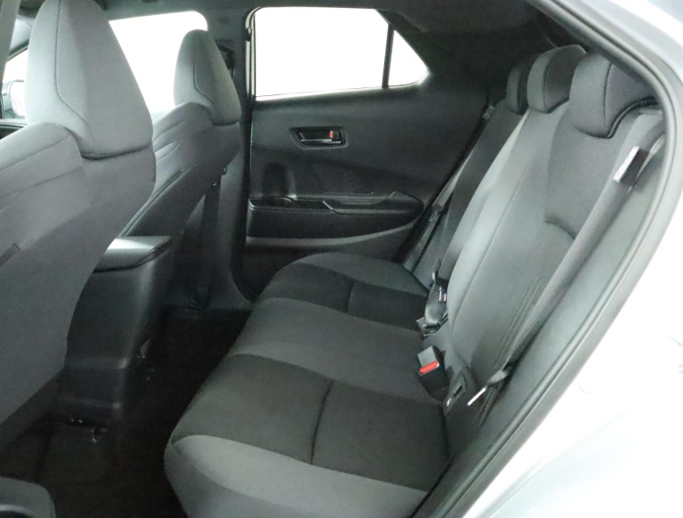 Toyota C-HR - 1.8 Hybrid 140 Dynamic 18