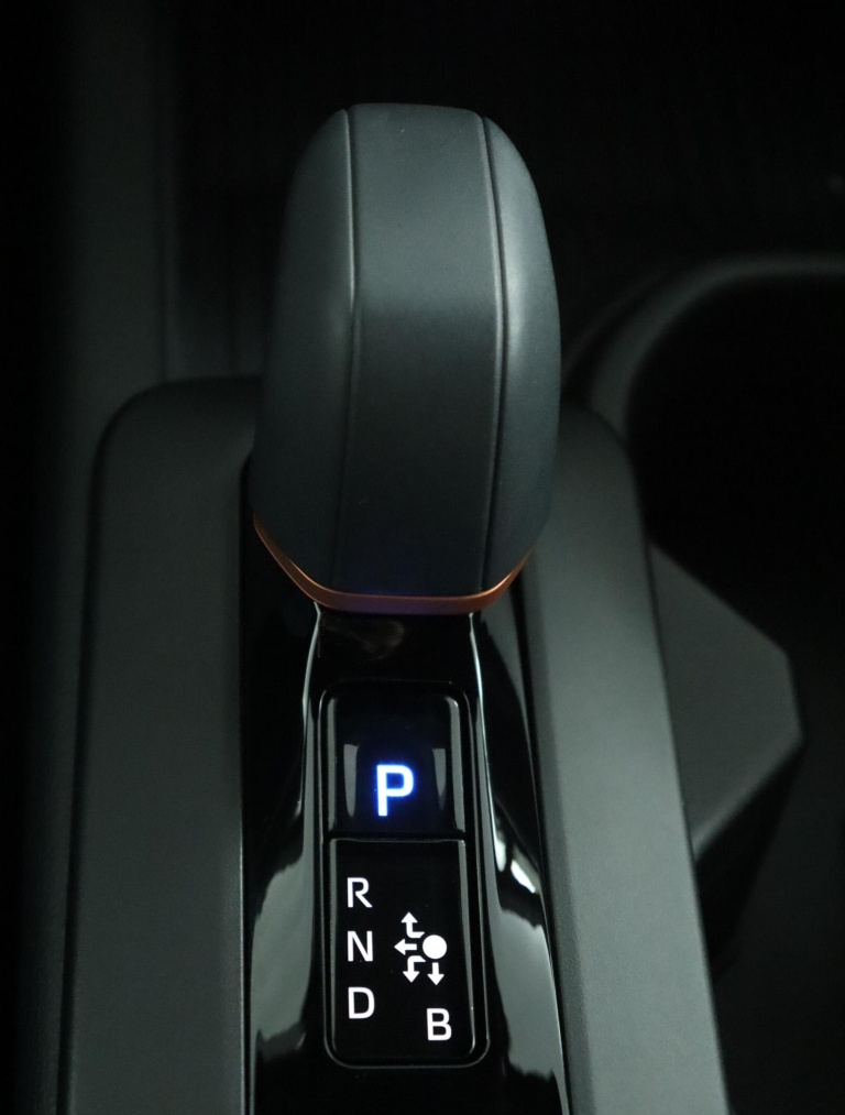 Toyota C-HR - 1.8 Hybrid 140 Dynamic 27