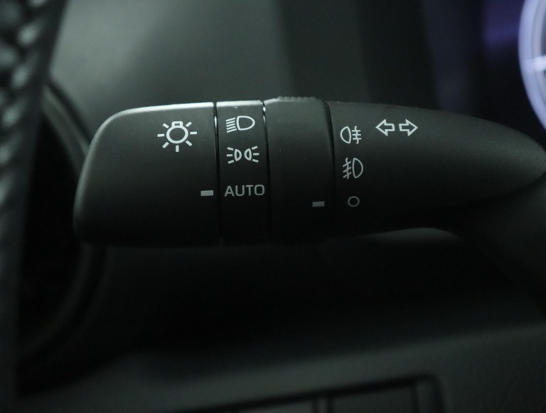 Toyota C-HR - 1.8 Hybrid 140 Dynamic 31