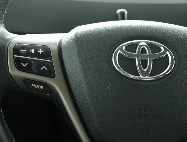 Toyota Verso - 1.8 VVT-i Aspiration 18