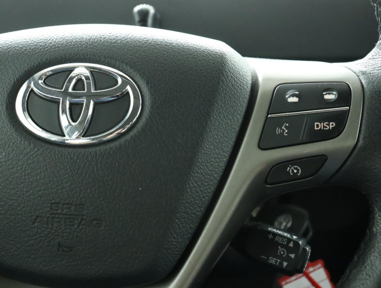 Toyota Verso - 1.8 VVT-i Aspiration 19