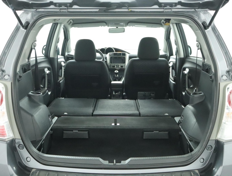 Toyota Verso - 1.8 VVT-i Aspiration 26