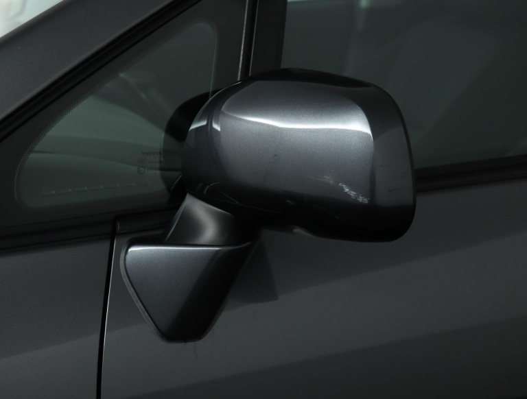 Toyota Verso - 1.8 VVT-i Aspiration 36