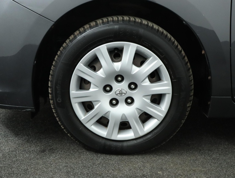 Toyota Verso - 1.8 VVT-i Aspiration 37