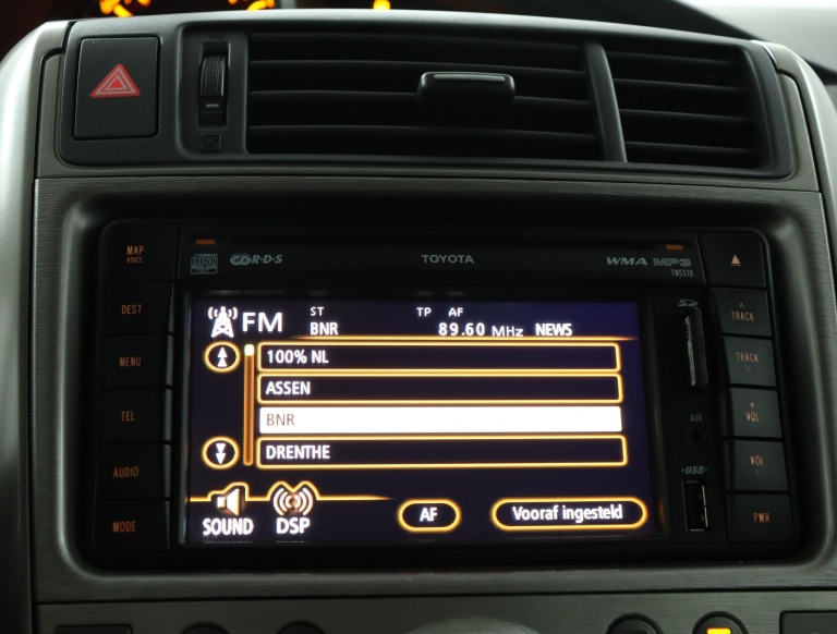 Toyota Verso - 1.8 VVT-i Aspiration 8