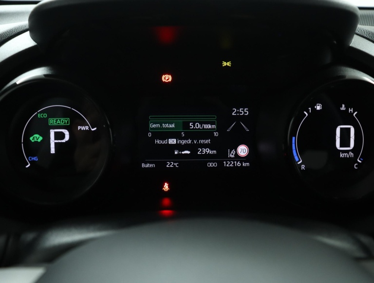 Toyota Yaris - 1.5 Hybrid Executive 6