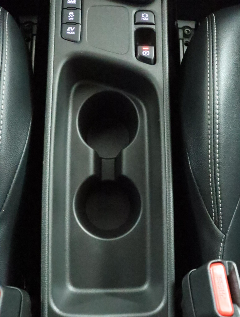 Toyota Yaris - 1.5 Hybrid Executive 61