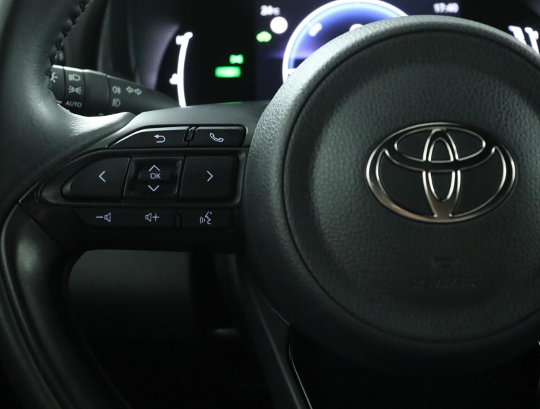 Toyota Yaris Cross - 1.5 Hybrid 115 First Edition 19