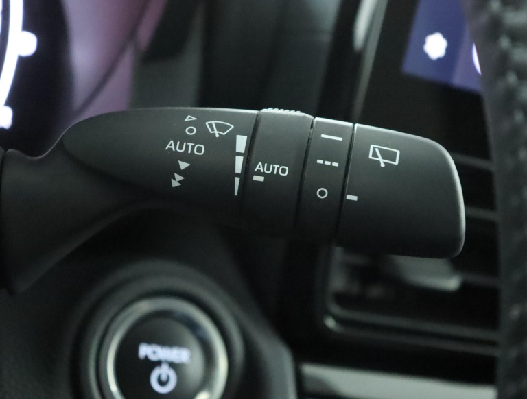 Toyota Yaris Cross - 1.5 Hybrid 115 First Edition 32