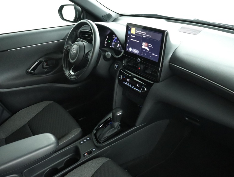Toyota Yaris Cross - 1.5 Hybrid 115 First Edition 64