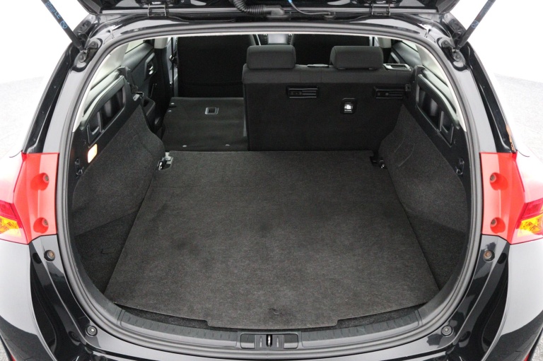 Toyota Auris Touring Sports - 1.8 Hybrid 25