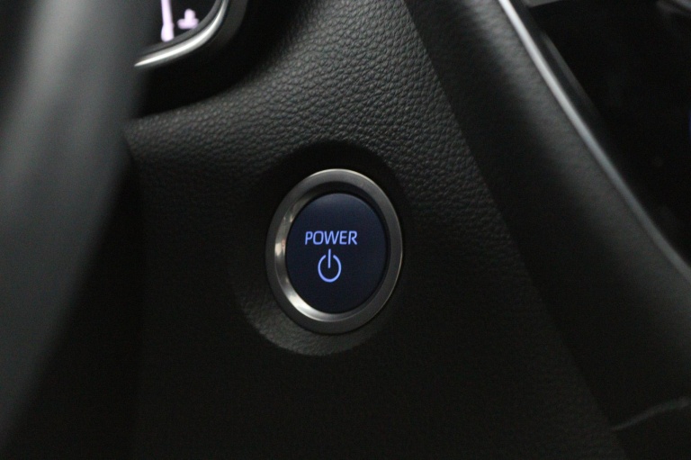 Toyota Corolla Touring Sports - 1.8 Hybrid Bi-Tone 51